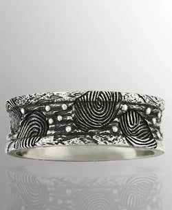 Fingerprint Jewelry Making: Turning a Personal Mark Into Lasting Jewelry