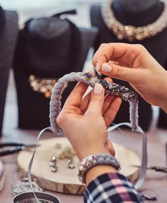 What to Expect When Working with a Custom Jewelry Designer
